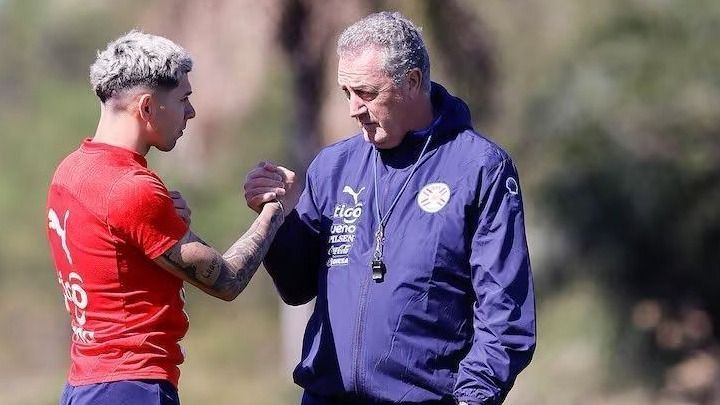 Titular do Paraguai se manifesta após lesão sofrida antes da Copa do Mundo