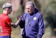 Titular do Paraguai se manifesta após lesão sofrida antes da Copa do Mundo