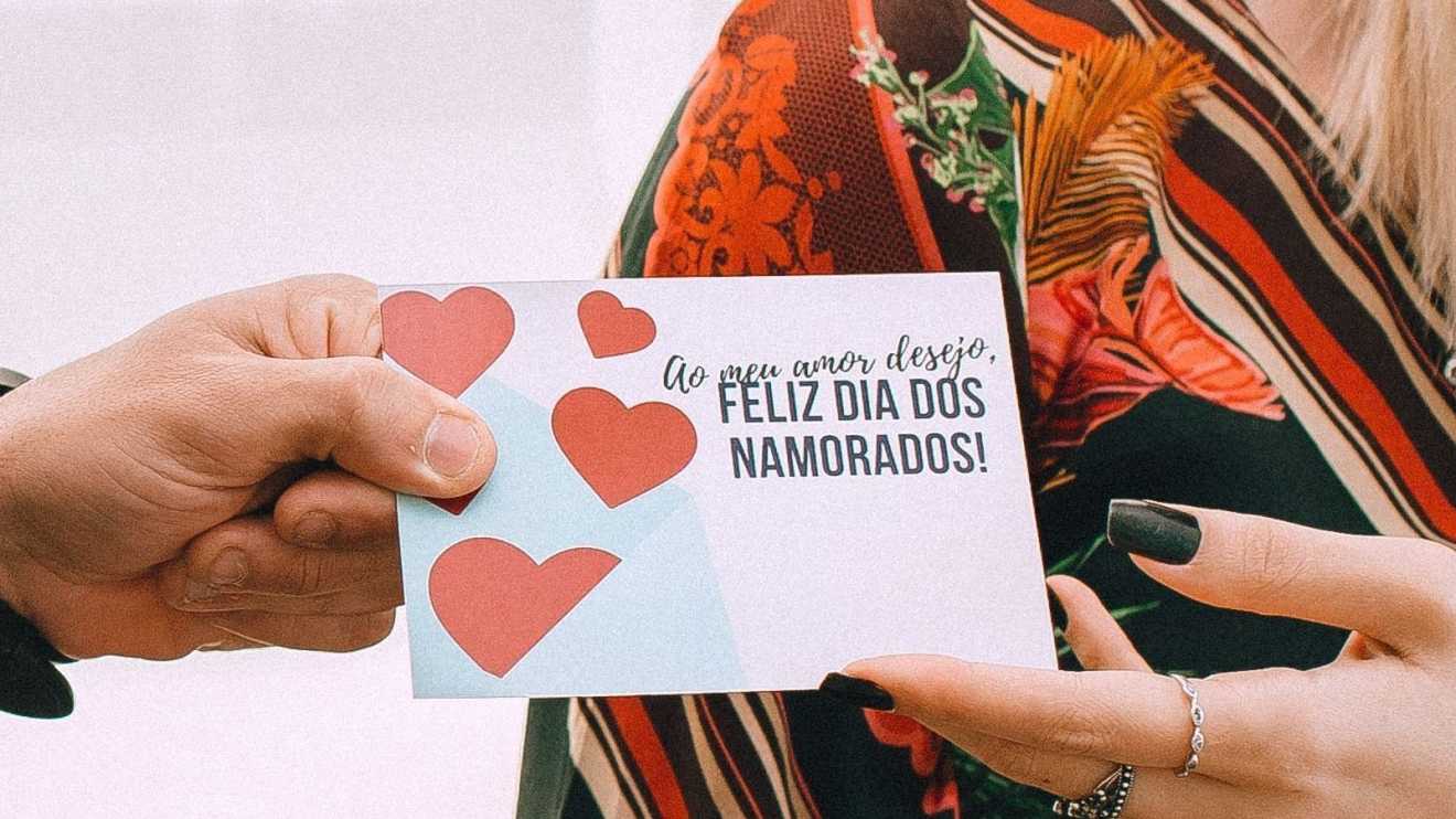 Presentes tradicionais dividem espaço com experiências no Dia dos Namorados