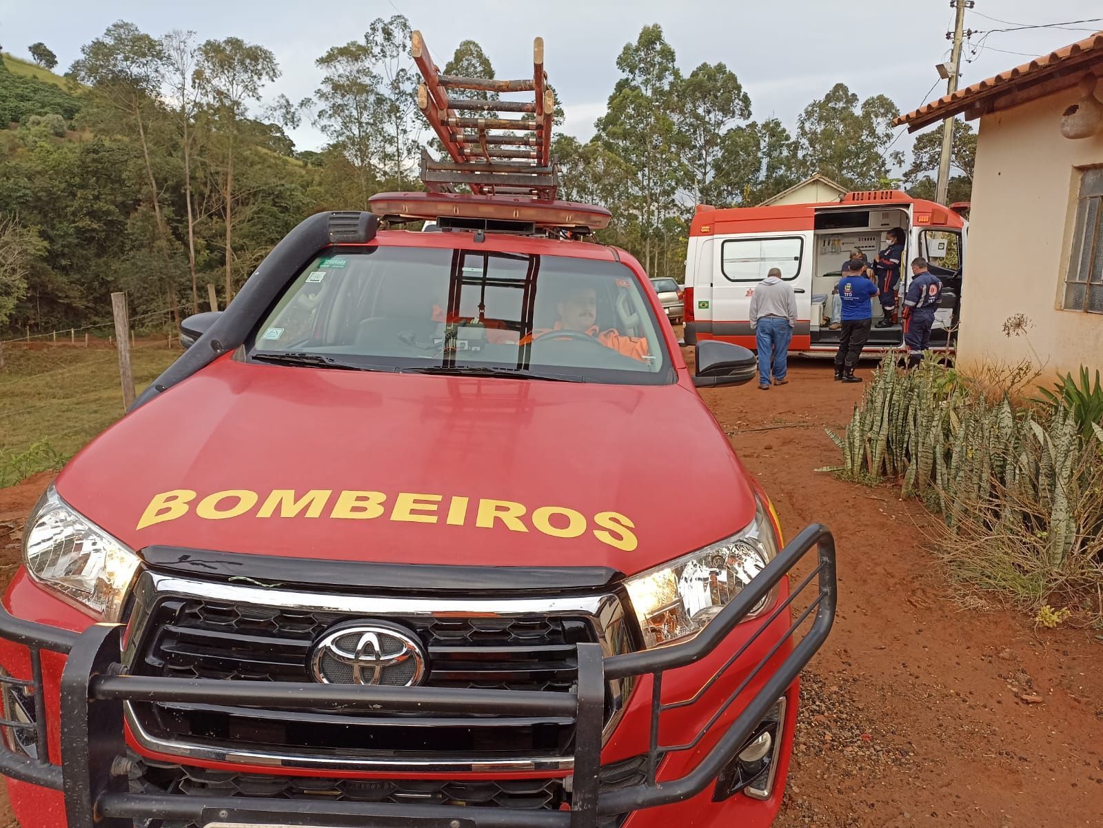 Homem cai em nascente após mal súbito na zona rural de Machado