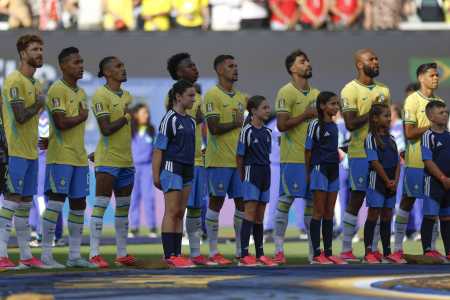 Seleção Brasileira perfilada para Brasil x Marrocos, pela Copa do Mundo de 2026
