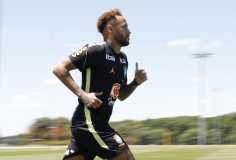 Neymar em atividade da Seleção Brasileira