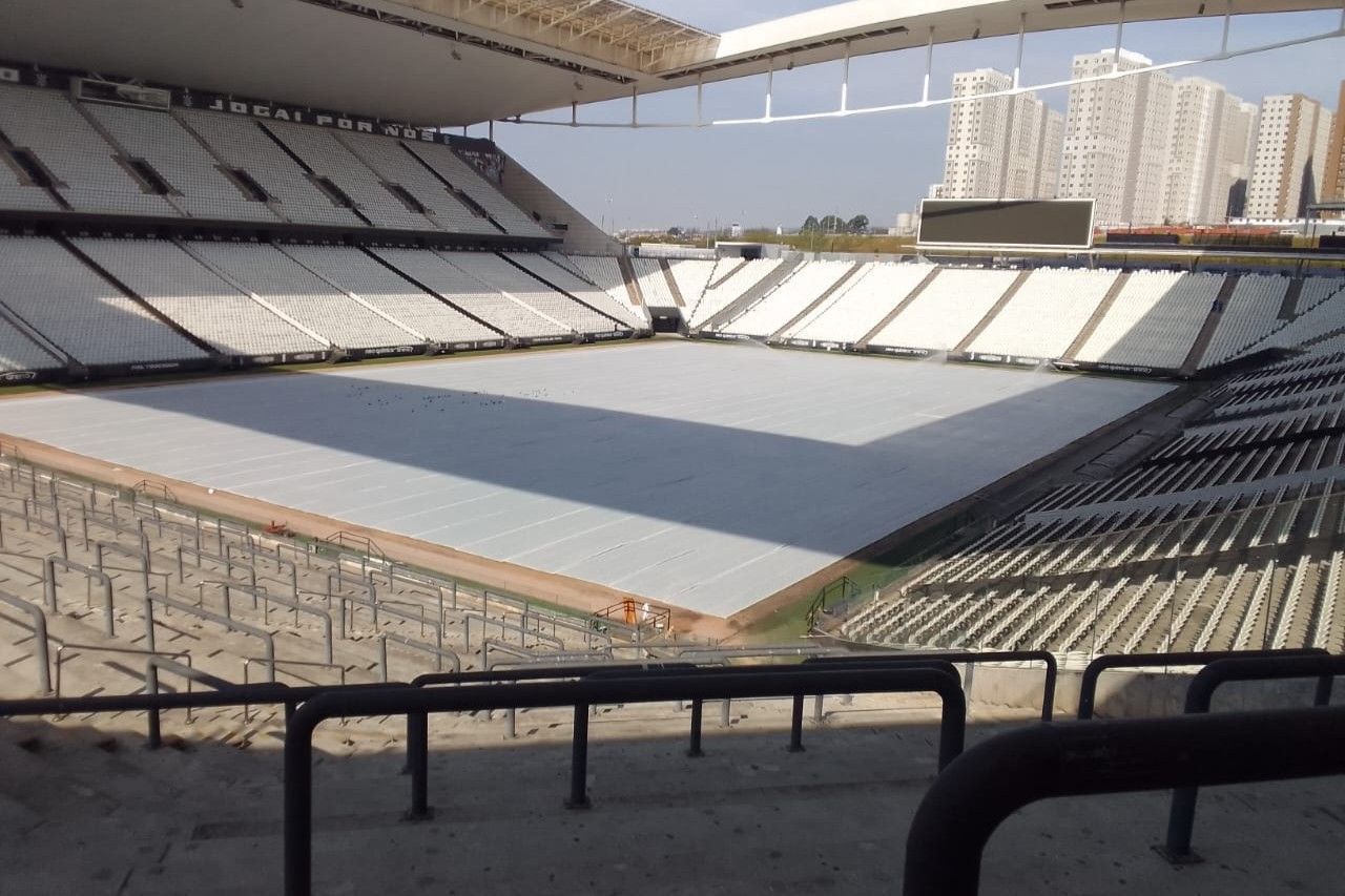 Corinthians reforma gramado da Neo Química Arena; saiba detalhes