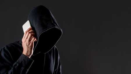 hacker voz IA ligacao telefonica