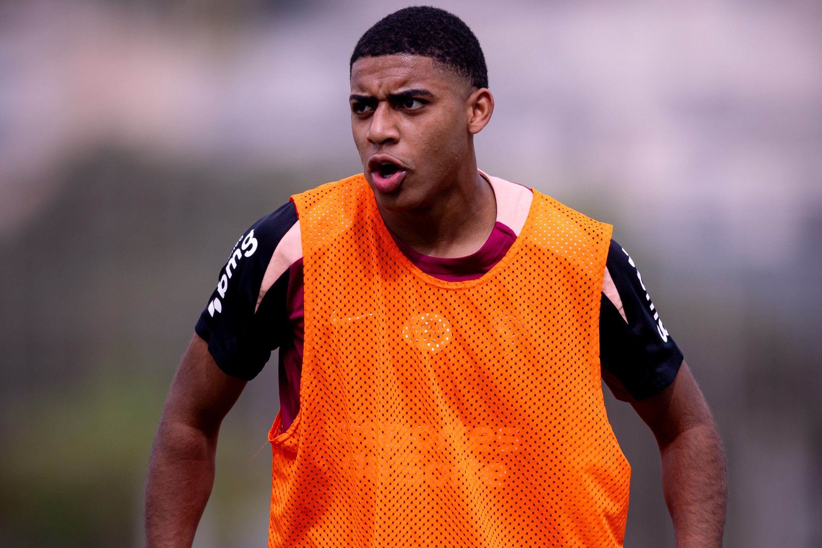 Dupla de jovens do Corinthians pode deixar o clube; entenda cenário