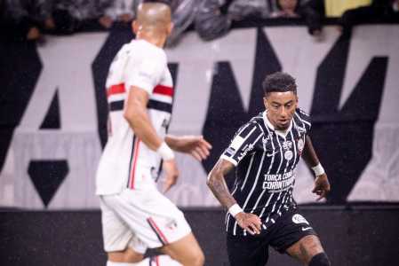 Meia-atacante Jesse Lingard, do Corinthians