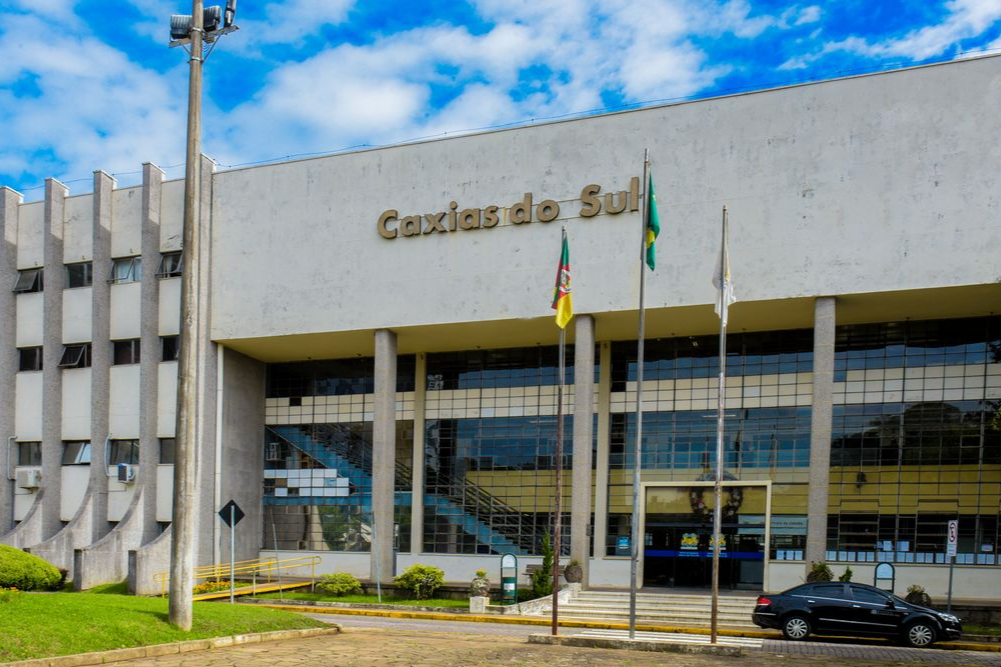 Caxias do Sul abre concurso público com vagas de até R$ 11,6 mil
