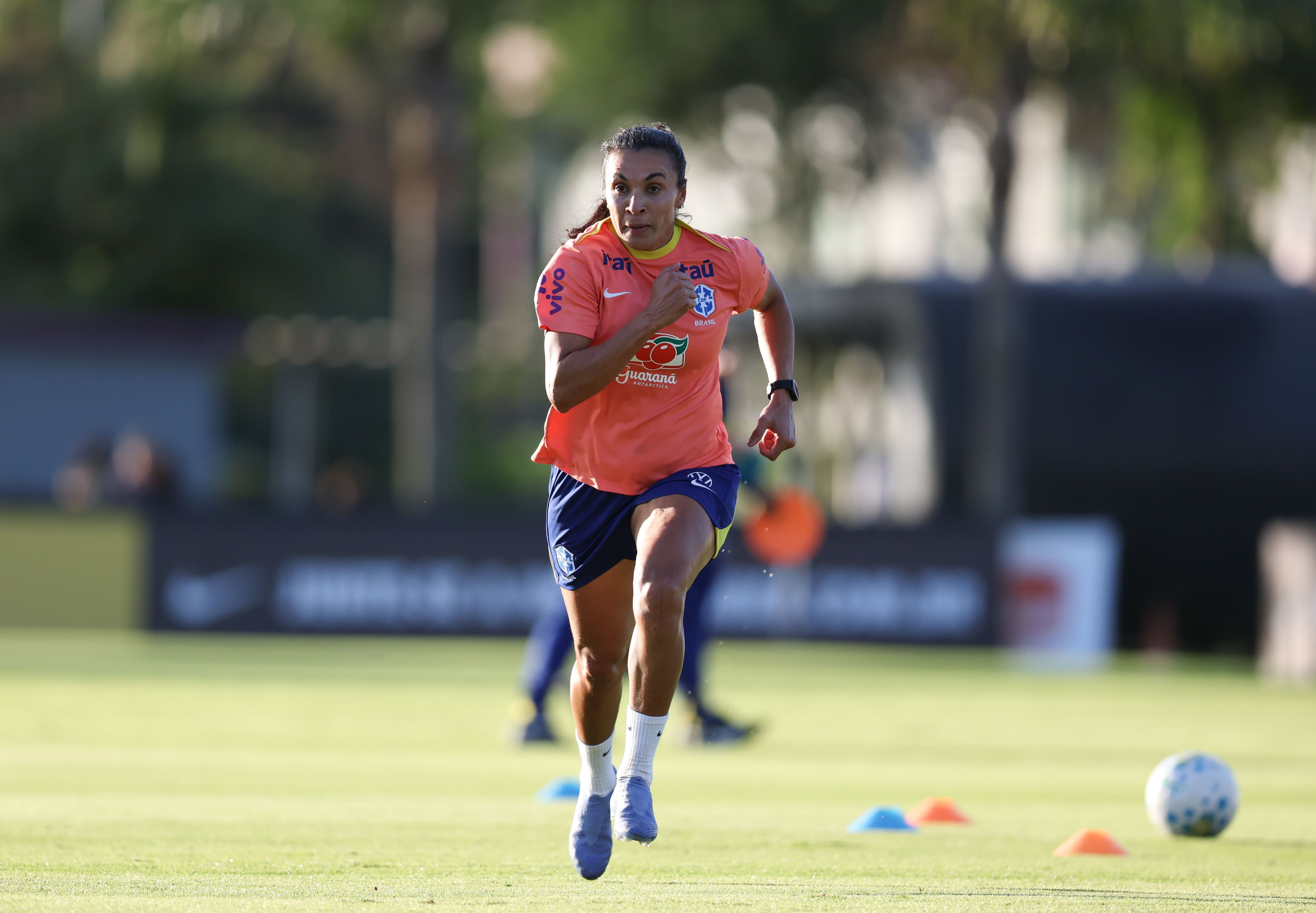 Seleção feminina: Marta fica de fora de jogo contra os Estados Unidos; saiba motivo