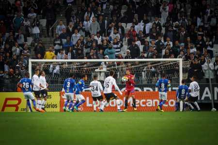 Cruzeiro e Corinthians foi o último amistoso celeste durante um Mundial, em 2018