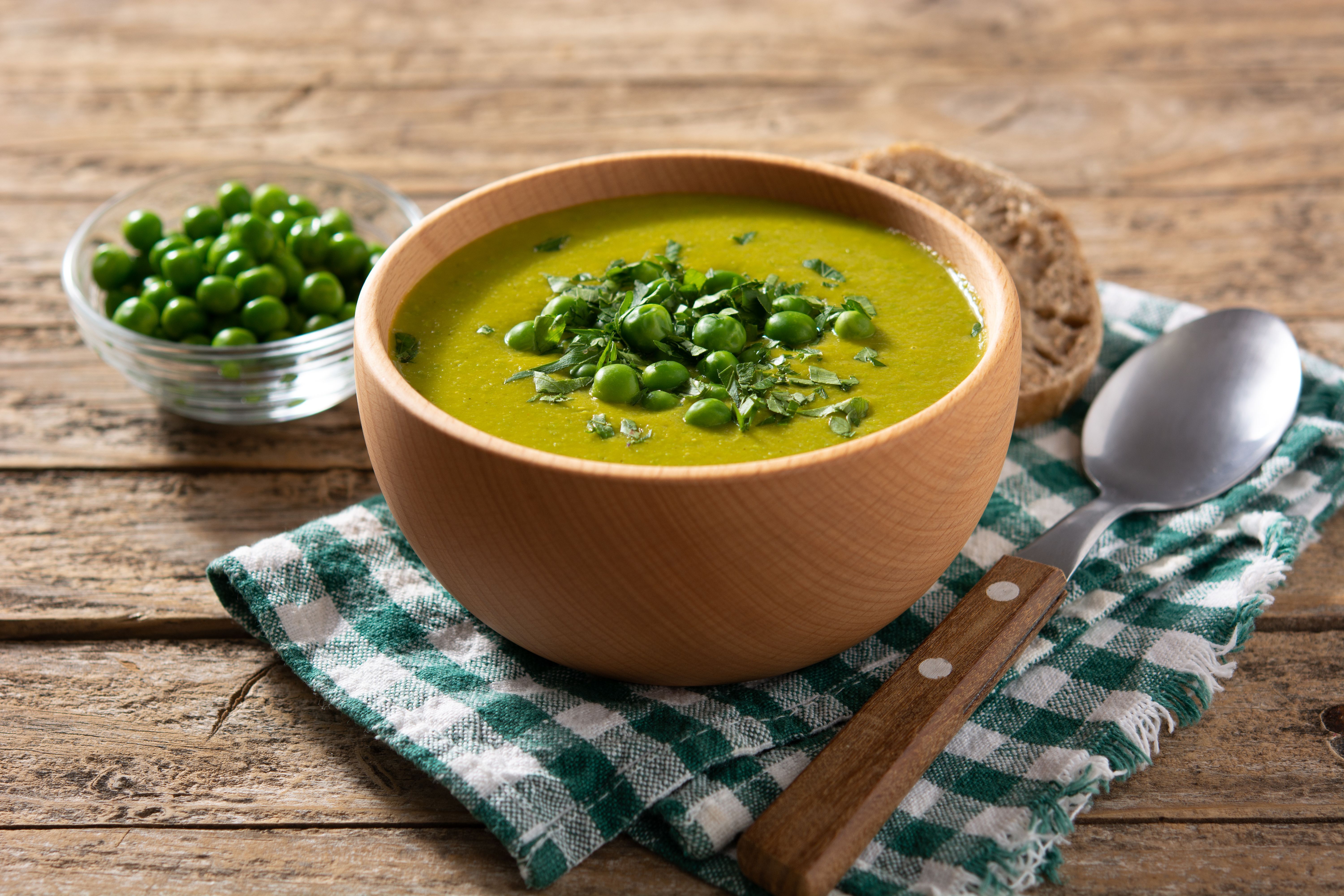 Sopa de ervilha fit: confira nossa receita