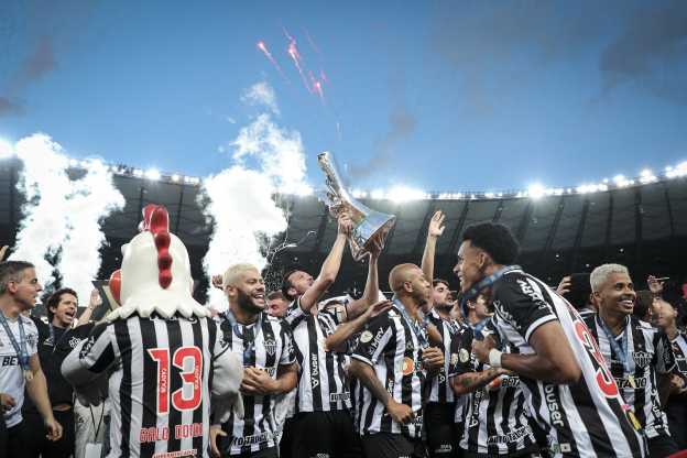 Multicampeão pelo Atlético fecha com time da várzea de Salto de Pirapora
