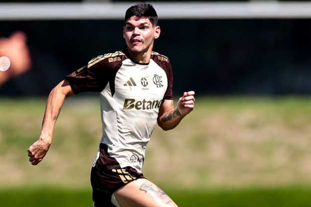 Santos demonstra interesse por jogador do Flamengo; saiba detalhes