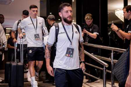 Zé Rafael, volante do Santos FC