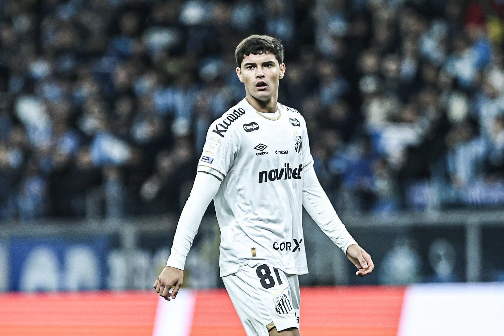 Santos: o volante que encantou Cuca e pode ter mais chances após a Copa