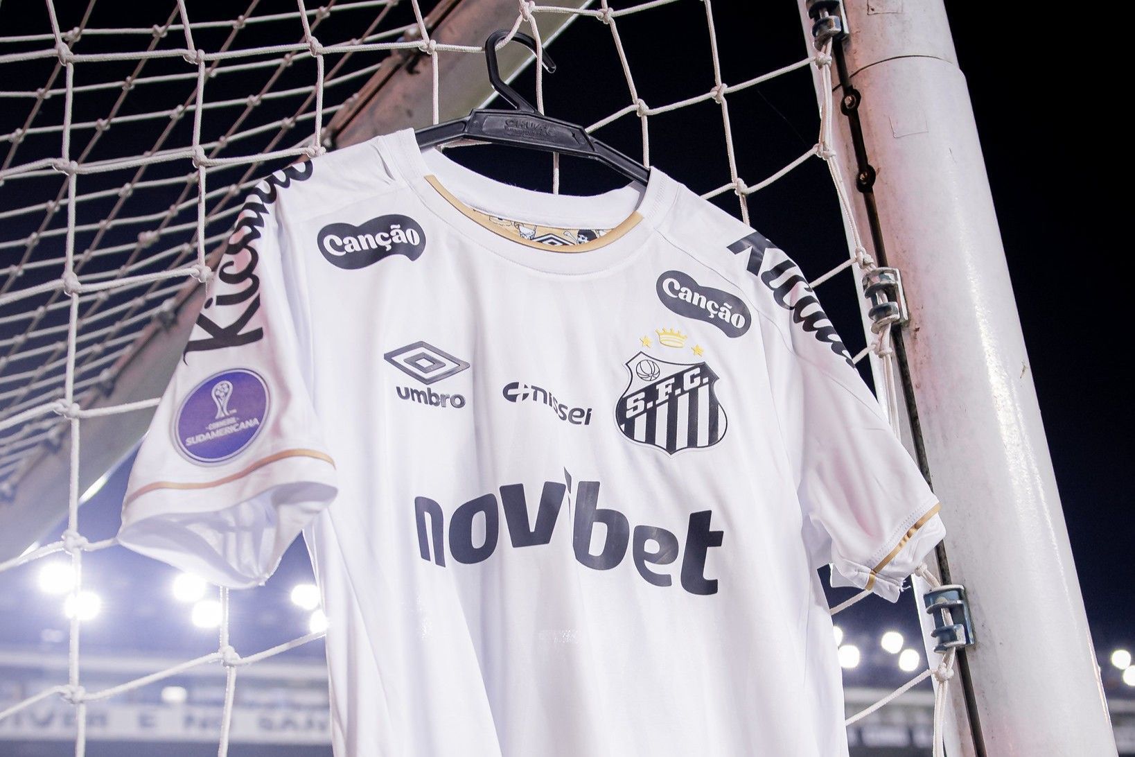 Santos aproveita pausa da Copa para realizar manutenção na VIla Belmiro
