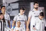 Santos se prepara para agosto com calendário cheio após cinco anos