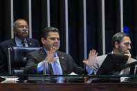 Senadores ignoram alerta de Alcolumbre e aprovam PEC com impacto de R$ 30 bilhões