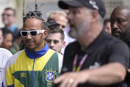 Lewis Hamilton torcerá pela Seleção Brasileira na Copa do Mundo de 2026