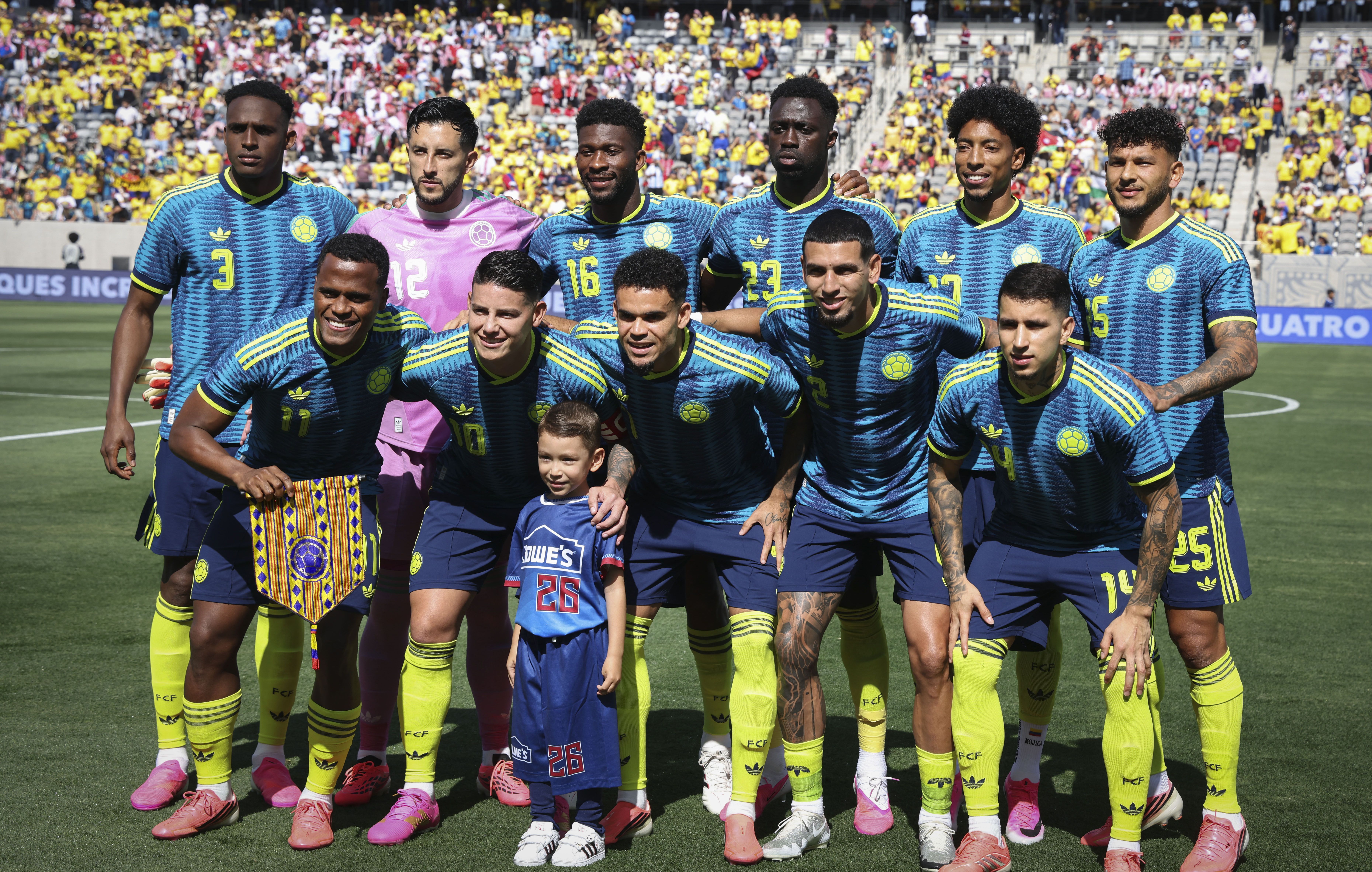 Astro do Palmeiras é protagonista em vitória da Colômbia antes da Copa