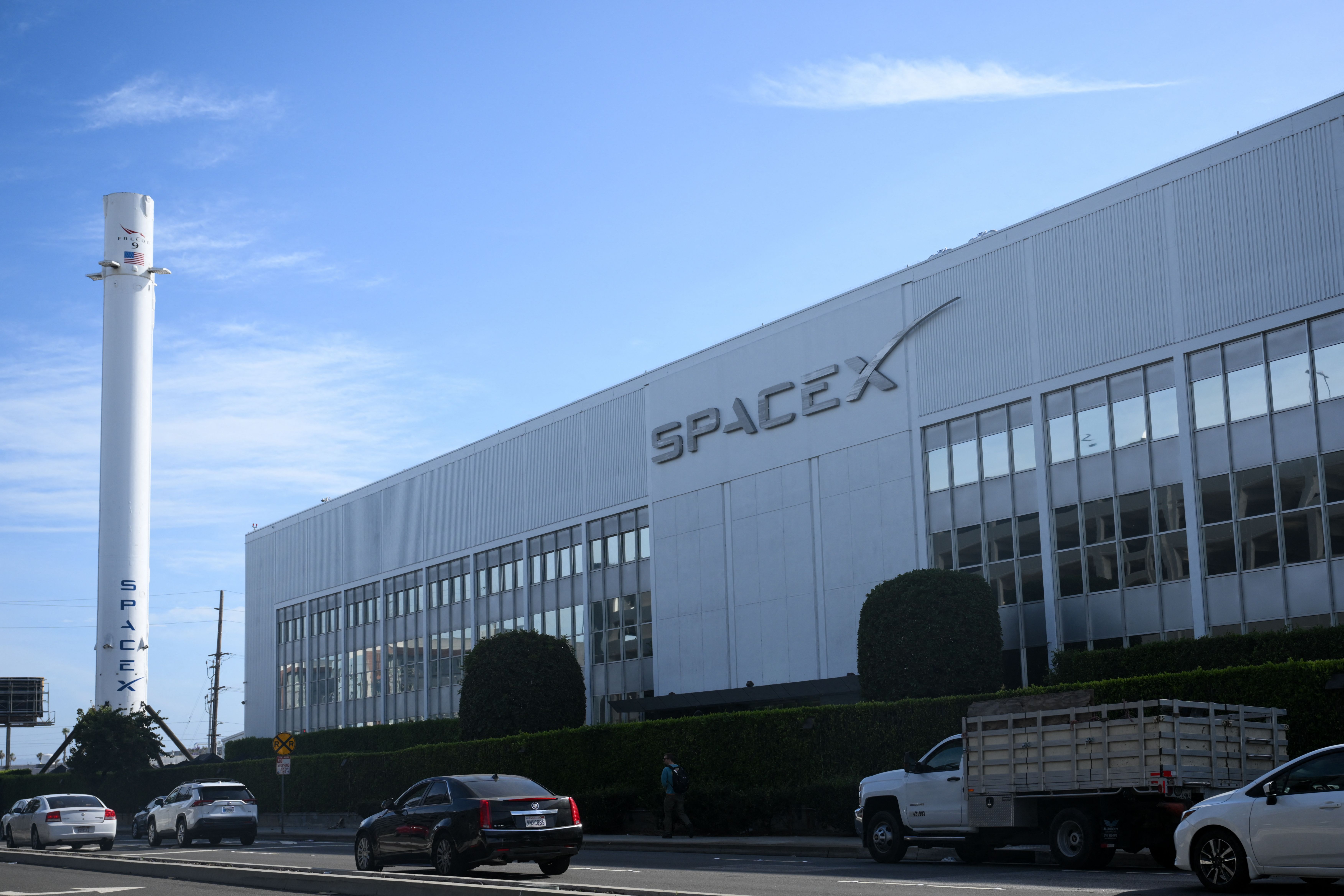 Brasileiros podem investir na SpaceX, de Elon Musk, a partir de R$ 50
