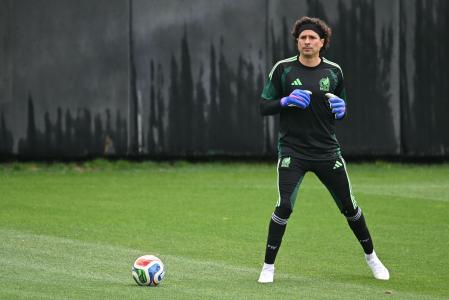 Guillermo Ochoa participa de sua sexta Copa do Mundo pelo México