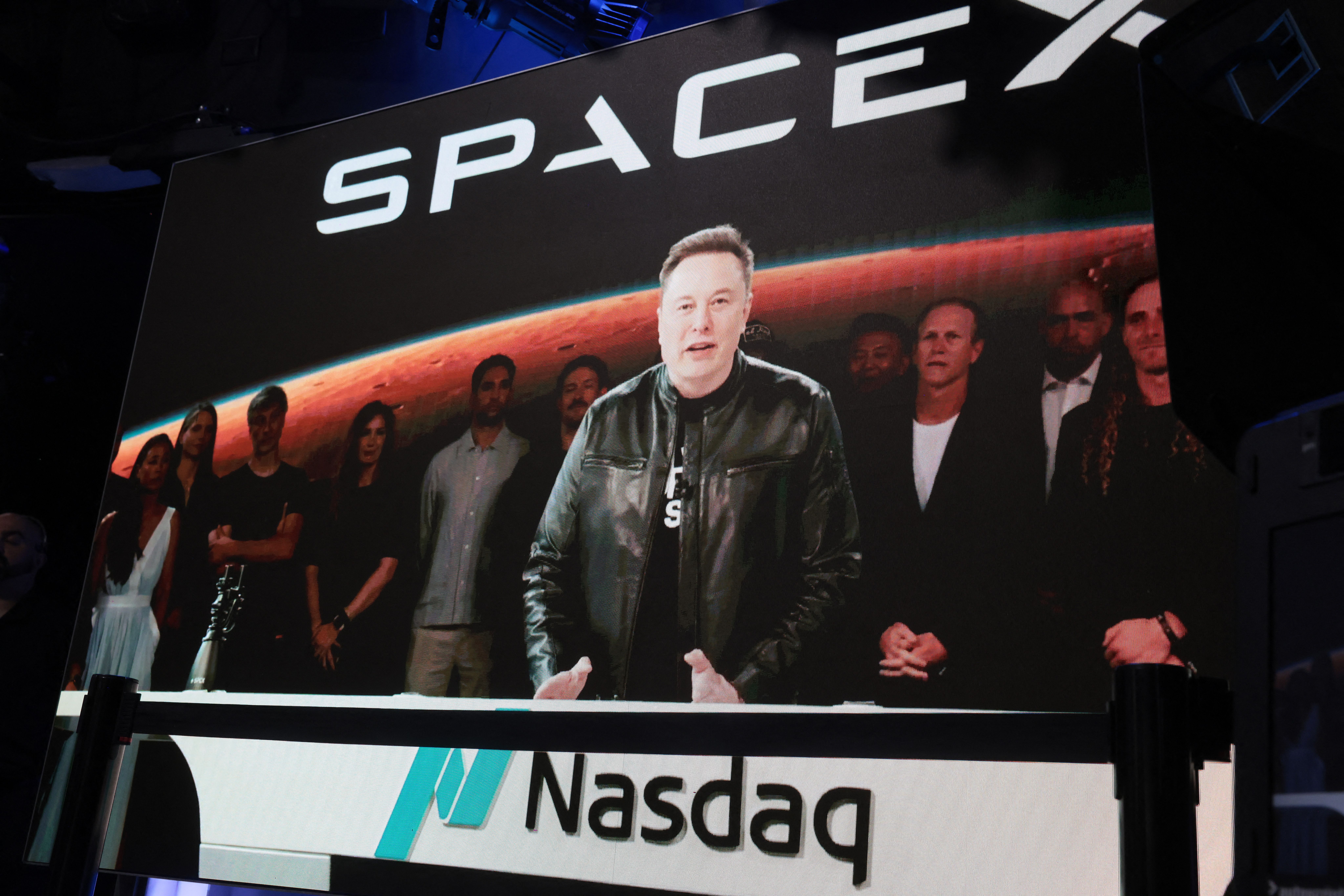 Elon Musk se torna o primeiro trilionário da história com IPO da SpaceX