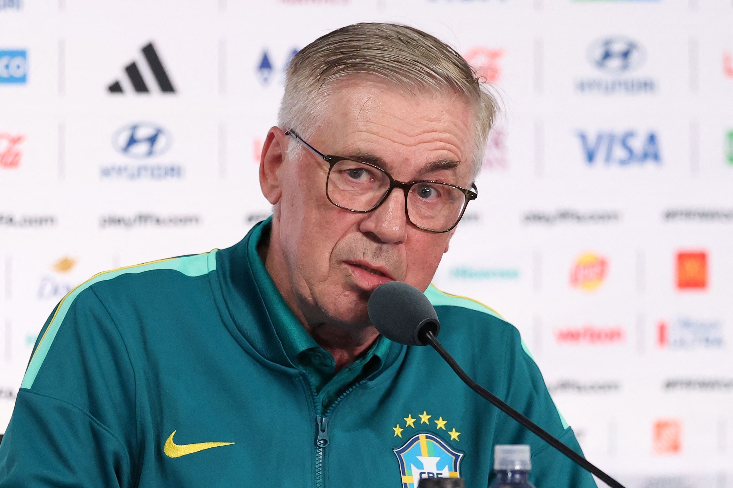 Ancelotti define sentimento para estreia do Brasil na Copa: 'Responsabilidade e honra'