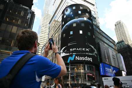 SpaceX fez sua estreia na Nasdaq