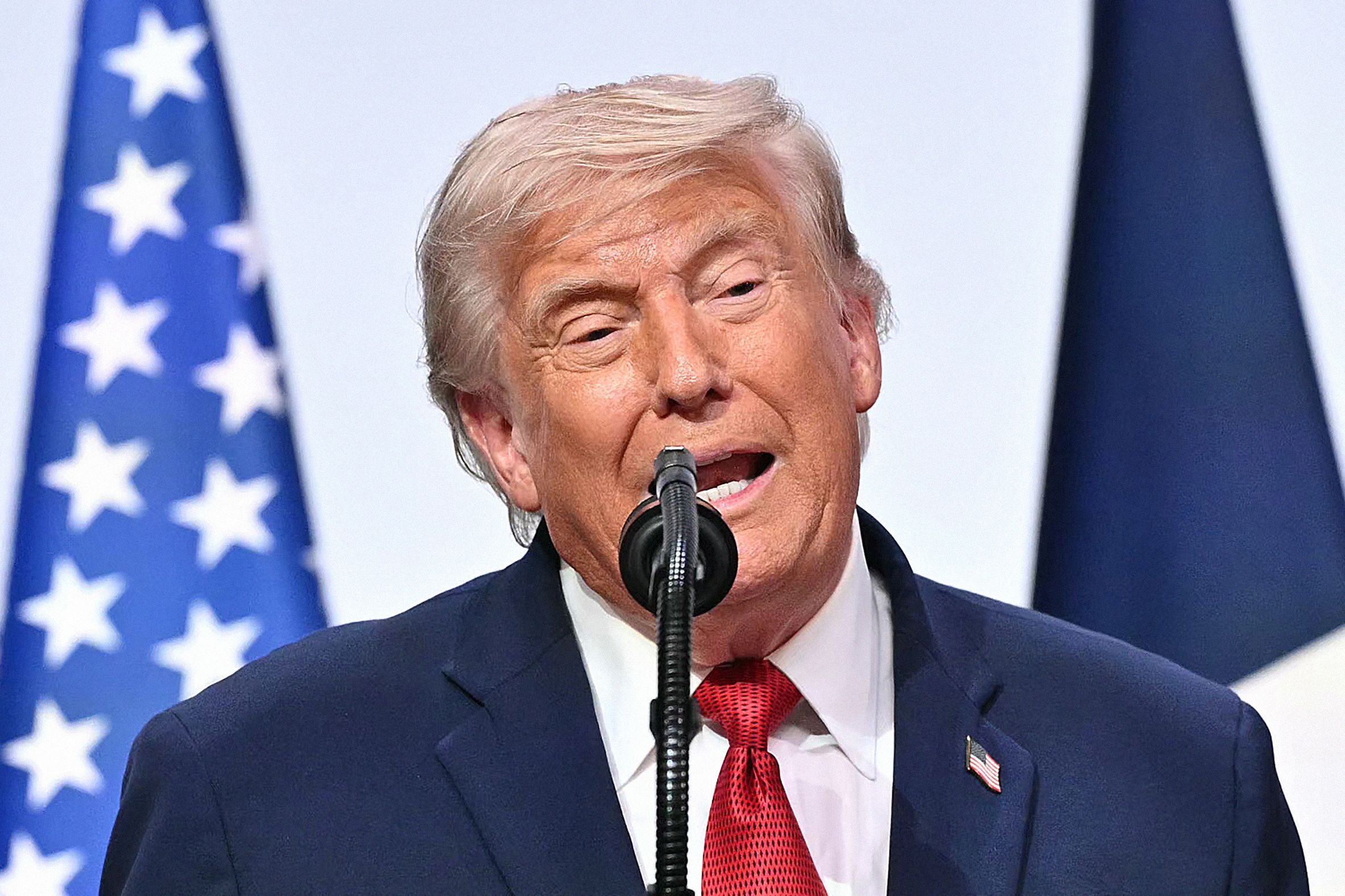 Trump promete novos bombardeios caso acordo entre EUA e Irã não seja assinado