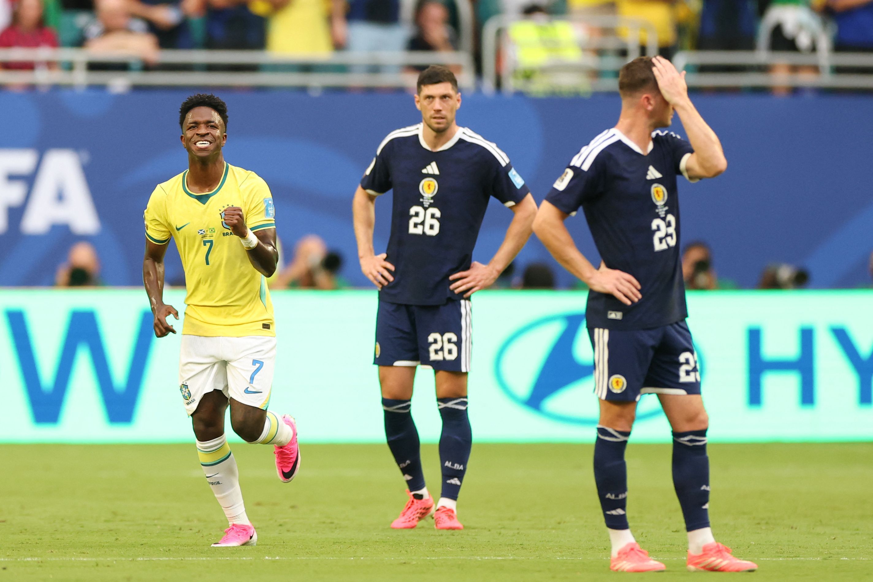 Vini Jr. domina as redes e é o assunto mais comentado em vitória da Seleção Brasileira