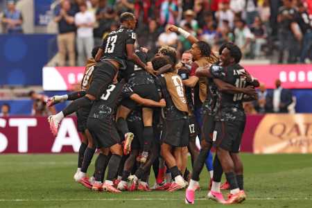 Jogadores do Canadá celebraram gol de Eustáquio contra a África do Sul
