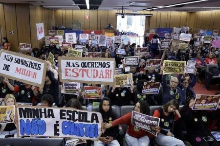 Alunos e docentes participaram de audiência pública sobre a expansão de unidades do Colégio Tiradentes