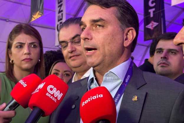 Flávio defende direita unida em Minas Gerais e fala em diálogo com Cleitinho