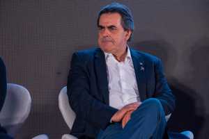 'Agro tem sido tratado como vilão', diz Domingos Sávio sobre governo Lula
