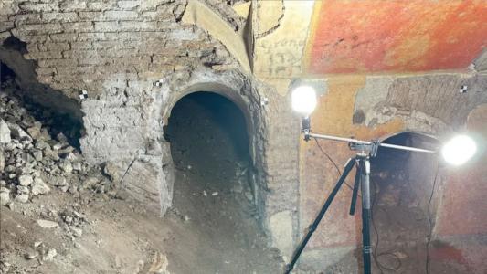 Adolescentes descobrem casa romana de 1.800 anos escondida sob escola em Roma