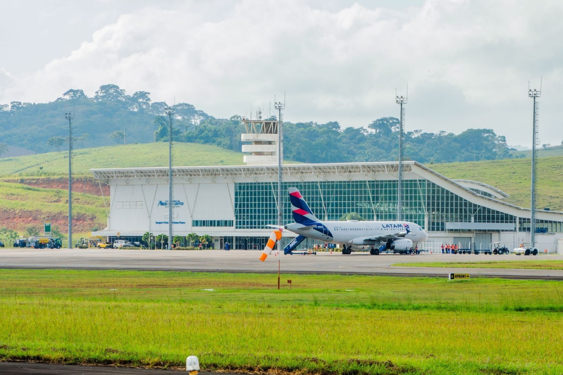 Aeroporto da Zona da Mata espera 2,7 mil passageiros no Corpus Christi