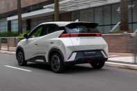 Vai viajar de carro elétrico? Veja o que você precisa saber antes de pegar a estrada