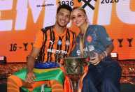 Kauã Elias anuncia fim do relacionamento com influenciadora Bruna Rotta
