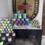 PM apreende 119 rolos de linha chilena e prende dois suspeitos em loja de Contagem