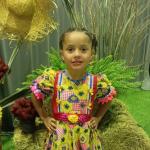 Menina morre baleada na cabeça por tiro acidental disparado pelo irmão em MG