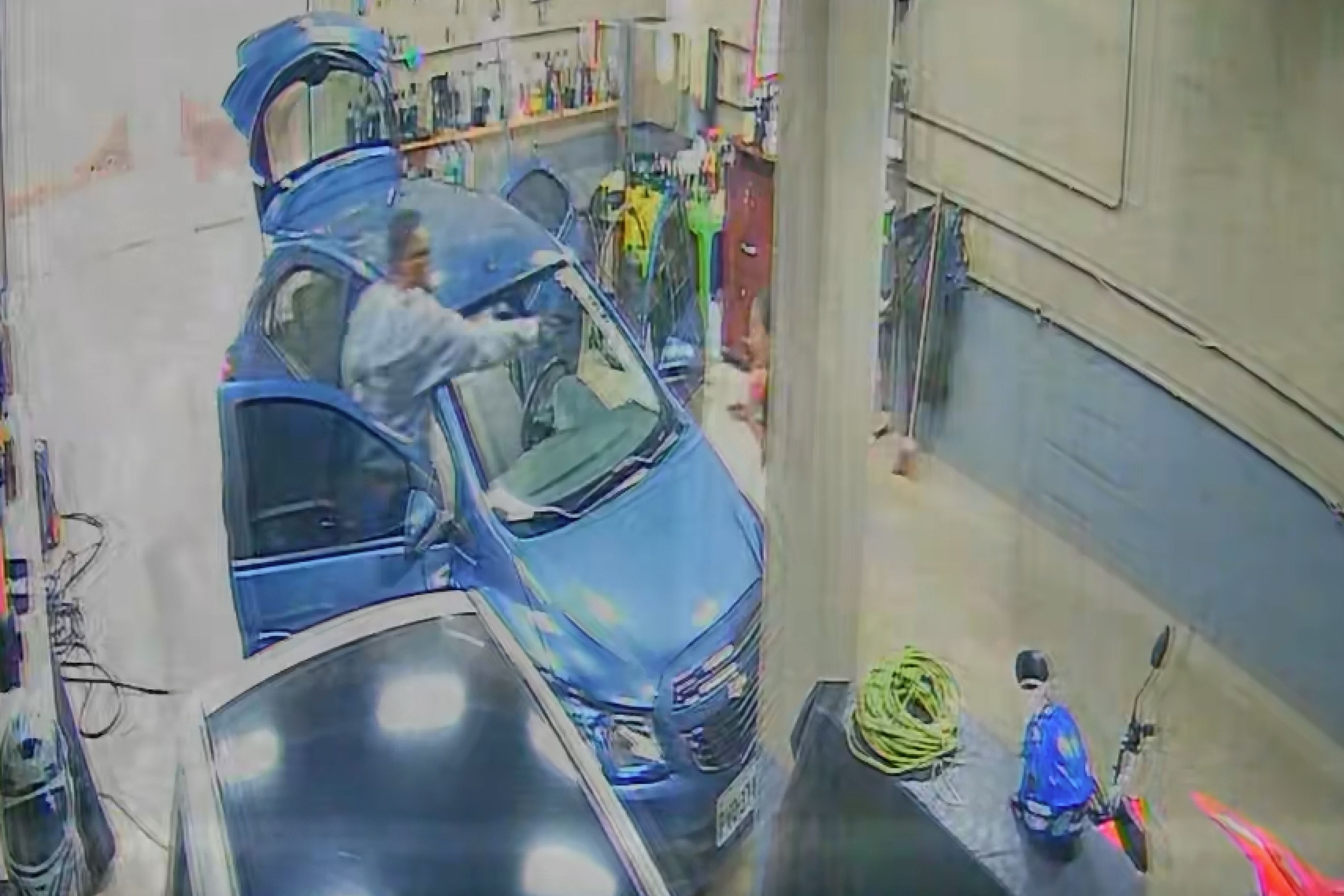 Homem é preso após matar a ex dentro de lava jato no interior de MG