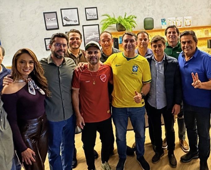 Reunião entre Flávio e Cleitinho não destrava palanque, mas novo encontro é marcado em Brasília