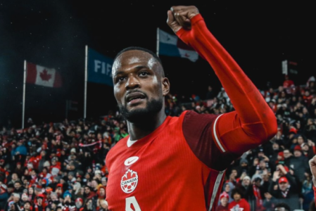 Cyle Larin promete marcar gols pelo Canadá na Copa