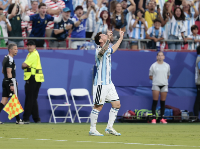 Messi iguala Klose como maior artilheiro da história da Copa do Mundo