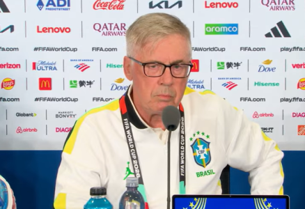 Carlo Ancelotti em entrevista coletiva nesta quinta-feira (18)