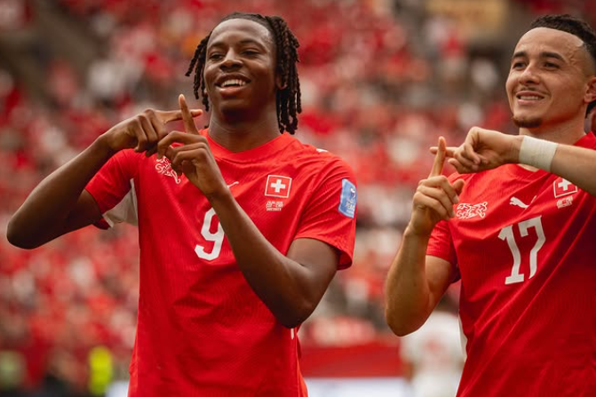 Suíça vence Canadá e avança como líder do Grupo B da Copa do Mundo