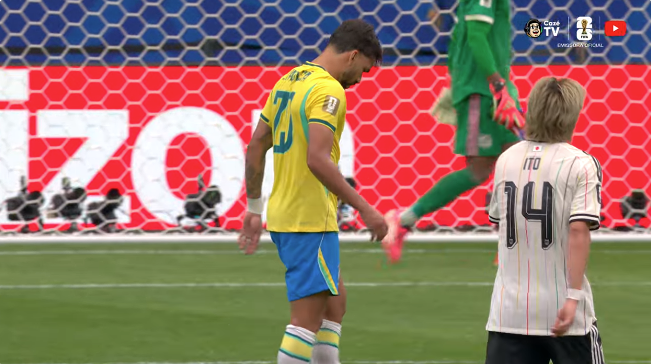Brasil x Japão: Paquetá sente dores e é substituído em jogo da Copa do Mundo