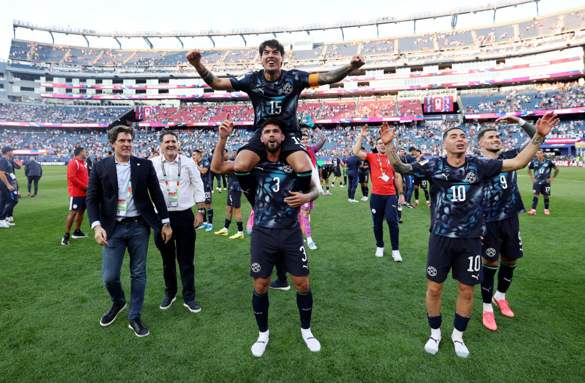 Presidente do Paraguai decreta feriado após classificação na Copa do Mundo