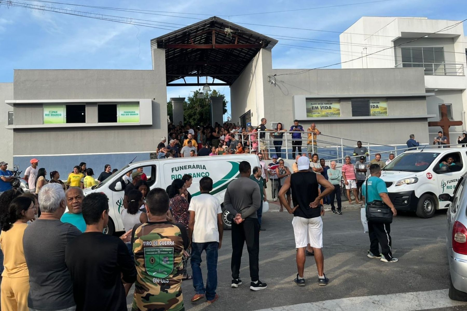 Vítimas de tragédia em Visconde do Rio Branco são veladas na Zona da Mata