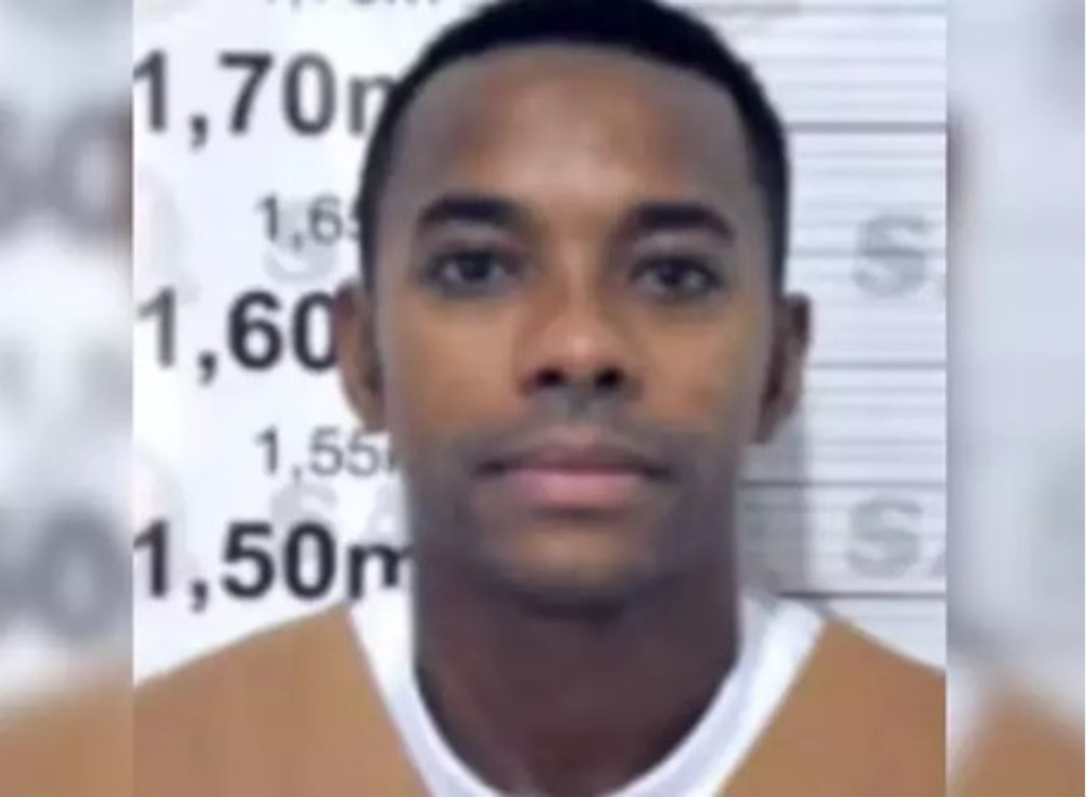 Conheça a cobertura de Robinho que está à venda em Santos por R$ 9,99 milhões; FOTOS